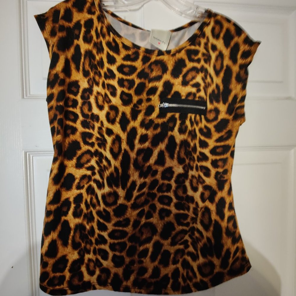 Tiger Print Short Sleeve Shirt size S
